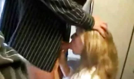 البريطانية سكس عربي ام مع ابنها ربة منزل
