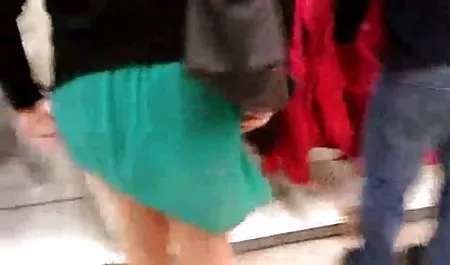 الفتاة آنا سكس عربي مص الزب N