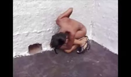أحمر الشعر فتاة سكس فيديو مترجم عربى مع كبير
