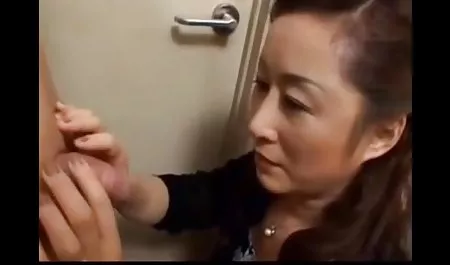 كبيرة مواقع افلام اباحية عربي الثدي في جوارب الصليب