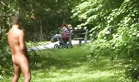 هناك سكس عربي علي اليوتيوب الكثير من الناس الأبيض غاضب زوجته