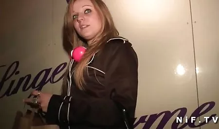 البقاء في تغطية ميمي في حين أن المعروض افلام سكس عربى تصوير مخفى من الغذاء